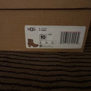 UGG Chestnut Ankle Boots